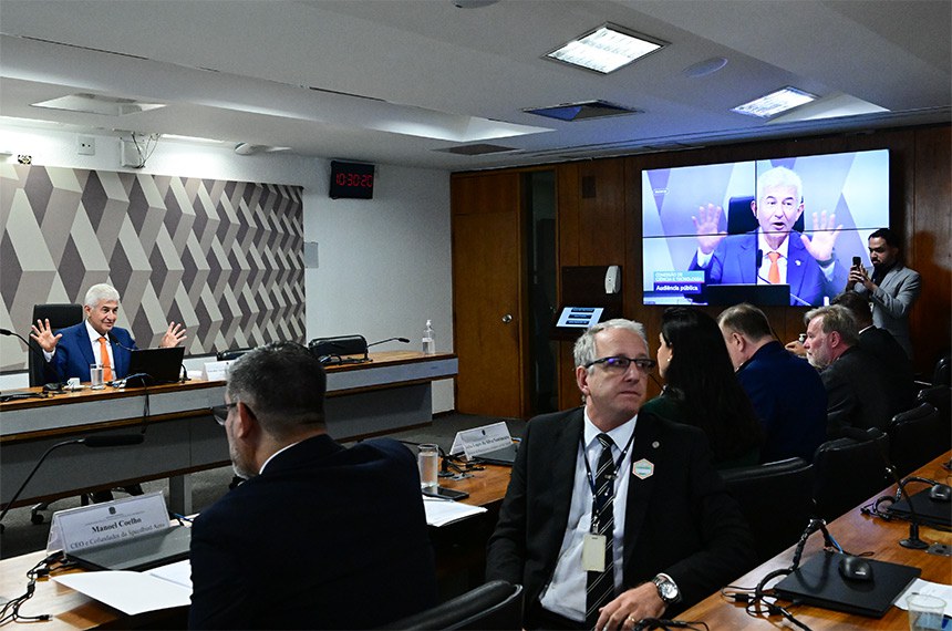 Expansão do uso de drones exige incentivo à indústria, dizem debatedores
